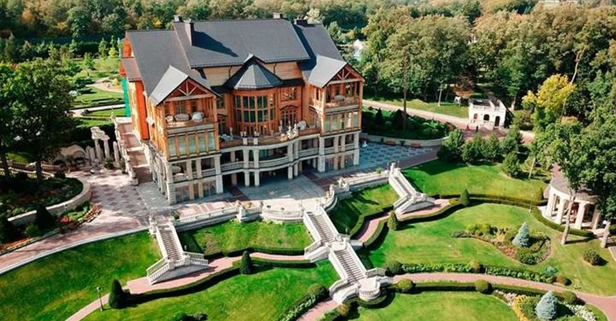 Парк «Межигір’я» скасовує всі екскурсії через безпекову ситуацію
