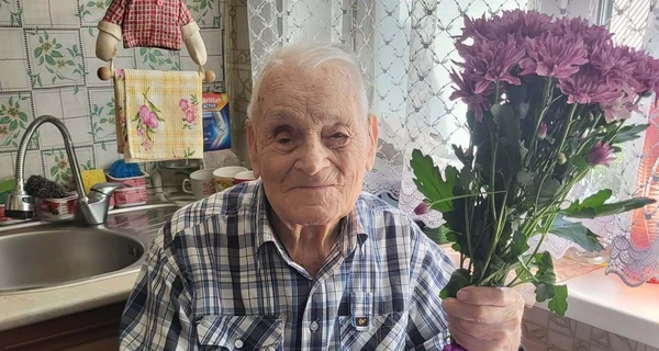 Як дожити до 105 років на хлібі та смальці: історія довгожителя з Хмельниччини