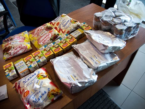 Які продукти треба мати про запас: від горіхів і меду до «Мівіни» та сублімованого борщу