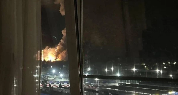 Дроны ударили по дивизиону ПВО и нефтебазе в Сочи – на месте масштабные пожары