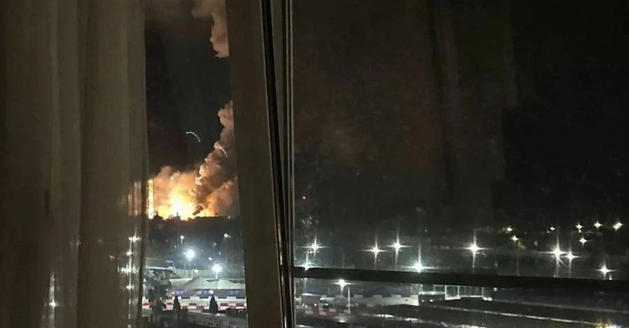 Дроны ударили по дивизиону ПВО и нефтебазе в Сочи – на месте масштабный пожар 