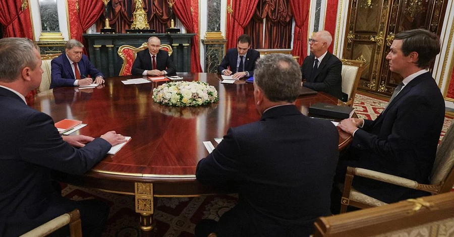 Посланники Трампа выдвинули Путину 