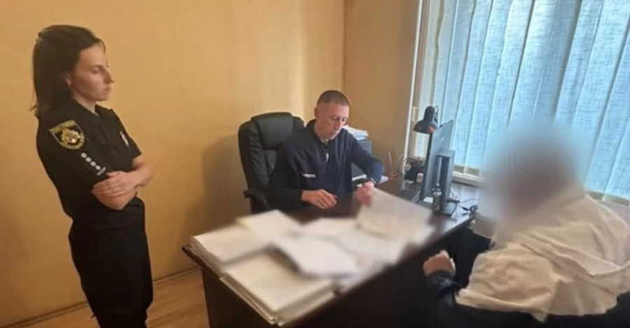 Стрельба из-за мопеда - в Днепропетровской области мужчина ранил 13-летнего парня