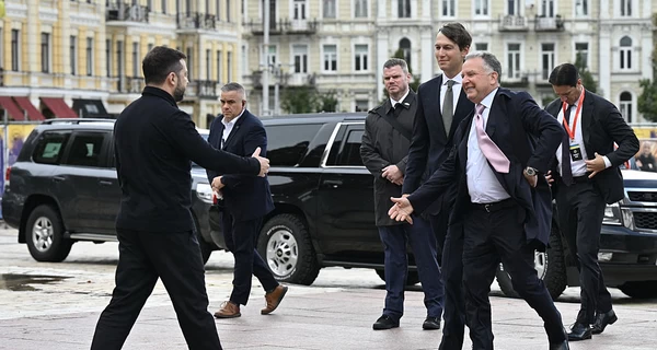 Украина готова была принять американцев на самолете. Технические возможности были, - Зеленский
