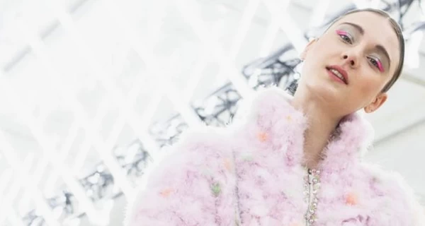 Ексмодель Chanel Евеліна Самсончик: Домашнє насильство зруйнувало мою кар'єру, але не мене