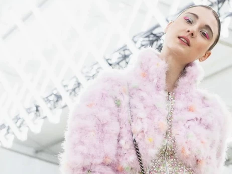 Ексмодель Chanel Евеліна Самсончик: Домашнє насильство зруйнувало мою кар'єру, але не мене