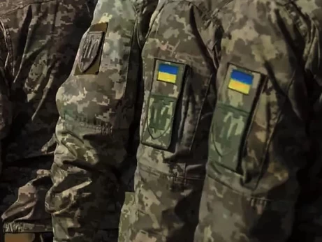 У Дніпрі біля школи стався конфлікт за участю ТЦК, там розпорошили перцевий газ