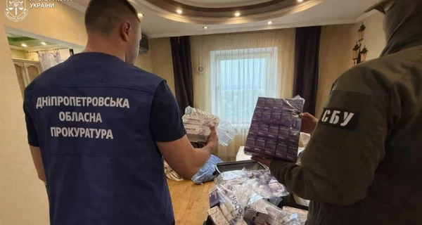  В Украине обнаружили фальсификат для похудения Biopatid - идет более 250 обысков 