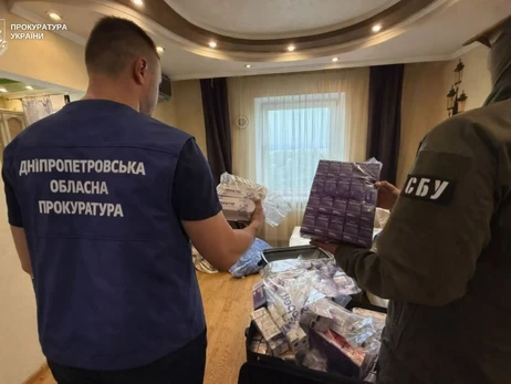  В Україні виявили фальсифікат для схуднення Biopatid - йде понад 250 обшуків 