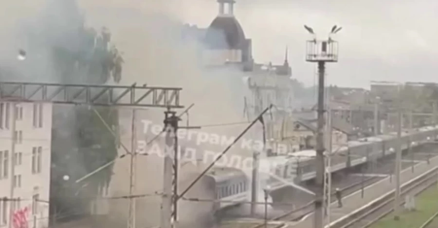  Россияне атаковали железную дорогу в Луцке и Фастове, вспыхнули пожары 