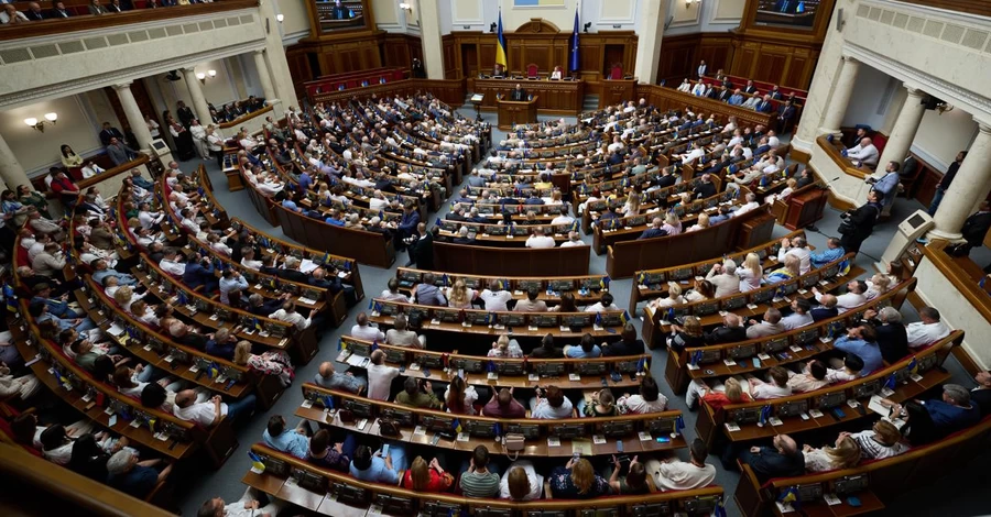 Представление от Зеленского об увольнении Кравченко  уже в Раде - будут голосовать в ближайшие часы