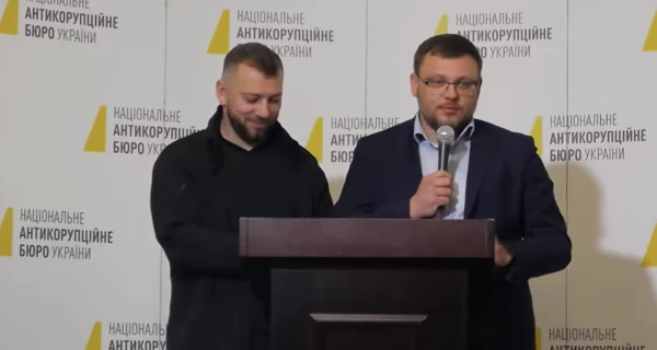В Офісі Генпрокурора спростували інформацію про підозру директору НАБУ - Кравченко відповів