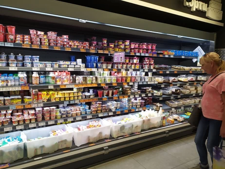 Базові продукти зростуть у ціні: що подорожчає в середині осені