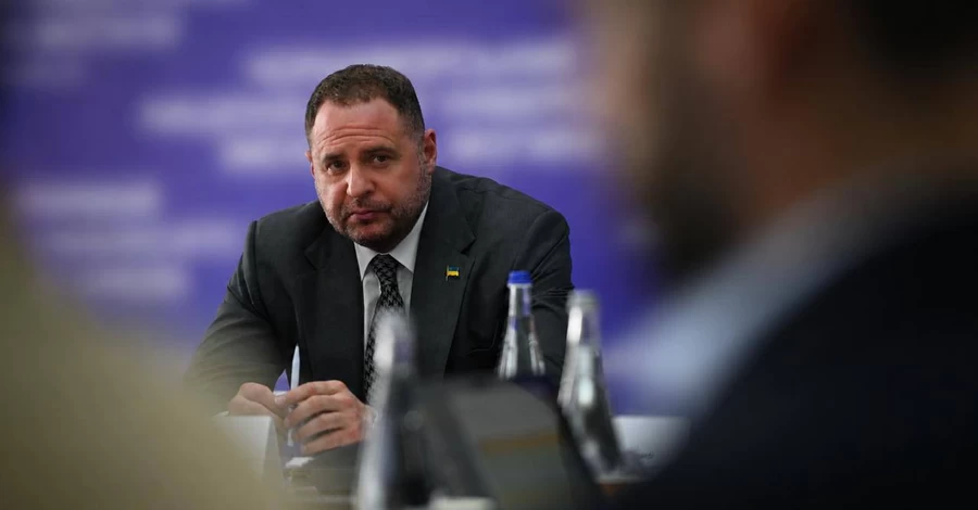 С Ермака сняли электронный браслет из-за «угрозы жизни и здоровью»