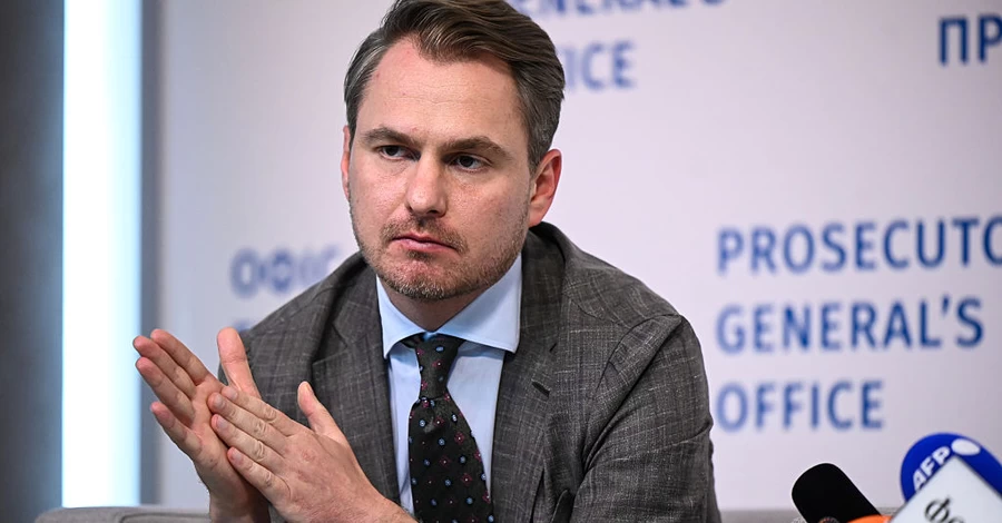 ЗМІ розповіли, як вже ексгенпрокурор Кравченко залишав Україну