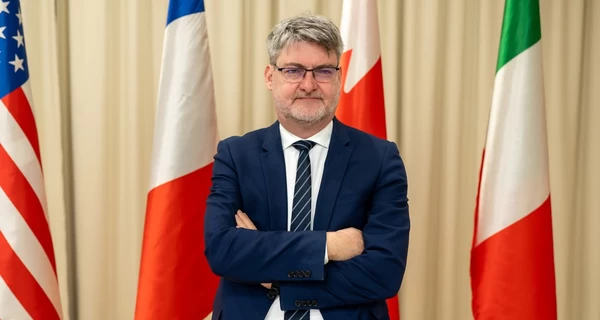 Обладатель Международной премии в области дипломатии общенациональной программы «Человек года-2025» Гаэль Весьер