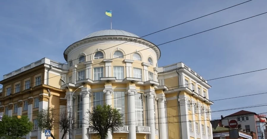 На Вінниччині скоротили комендантську годину  
