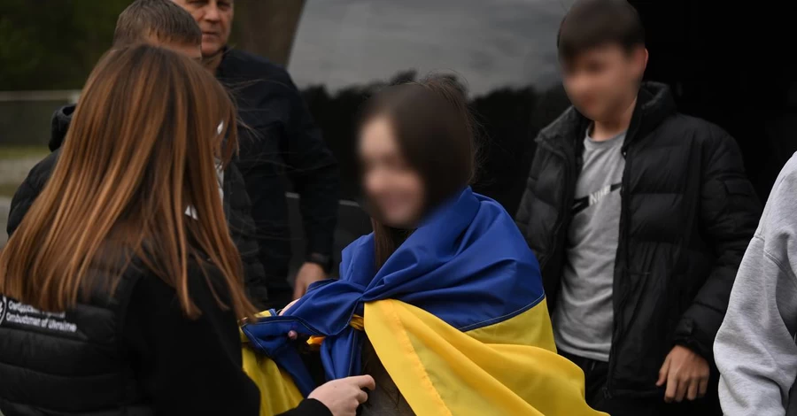 В Украину вернули еще пятерых детей с оккупированной части Херсонской области 