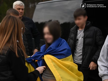 В Украину вернули еще пятерых детей с оккупированной части Херсонской области 