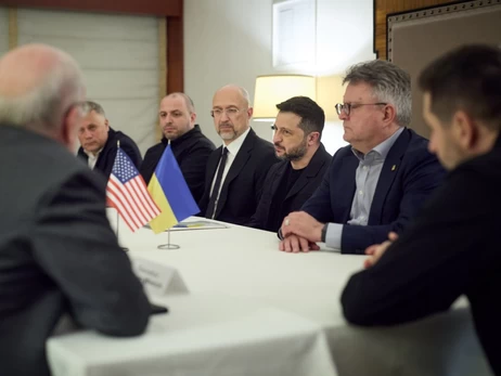 В США вместе с Зеленским поехали Арахамия, Умеров, Кислица и Шмыгаль