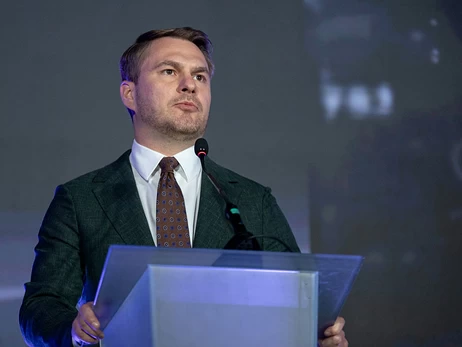 Журналісти з'ясували, що Кравченко виїхав з України на преміумтаксі