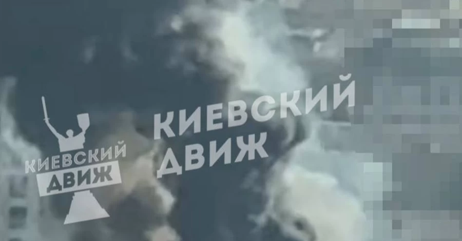 В районе железнодорожного вокзала в Киеве уже упало несколько дронов, горит рынок - СМИ (ОБНОВЛЕНО)
