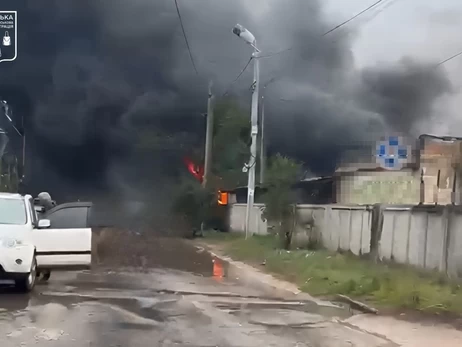 Росіяни атакували Суми КАБами - спалахнули пожежі, багато руйнувань, щонайменше 5 поранених