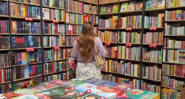 Российские обстрелы повредил сети Книгарни 