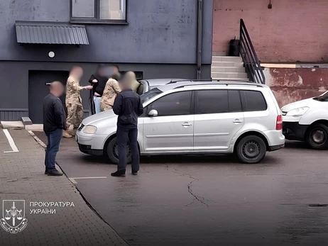 В Ровно задержали трех работников ТЦК - избили гражданского и распылили газ