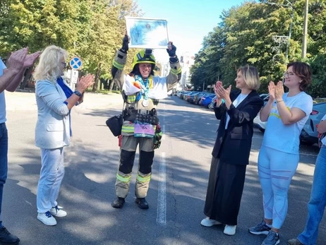 Полтавський рятувальник встановив рекорд України, присвятивши його загиблим колегам
