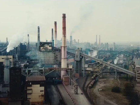 ArcelorMittal зупиняє роботу комбінату в Кривому Розі 