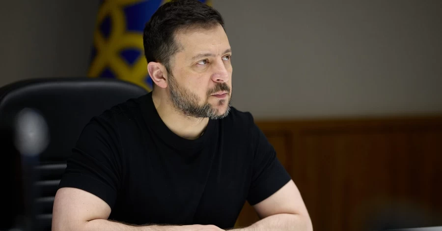 Зеленский заявил, что Украина, США и Европа ожидают продолжения гибридных атак России