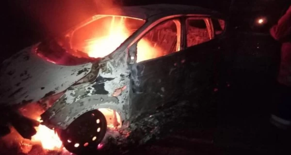 В Вишневом российский дрон упал на дорогу - повреждены автомобили, есть погибший
