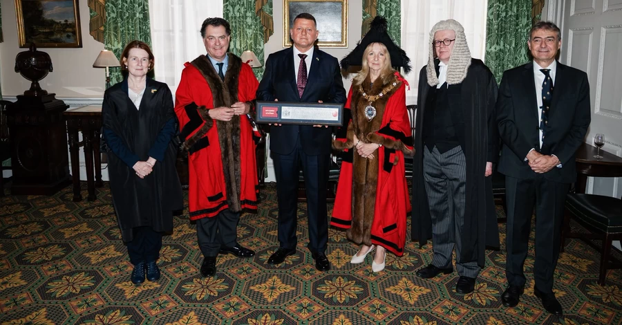 Залужный стал первым послом Украины, получившим почетный статус Freedom of the City of London