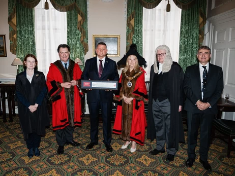 Залужный стал первым послом Украины, получившим почетный статус Freedom of the City of London