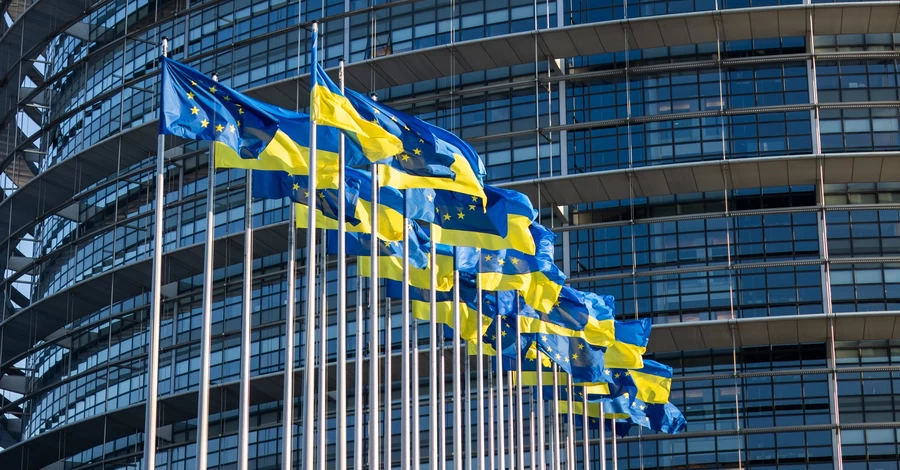 Брюссель разрабатывает «дорожные карты» вступления в ЕС для Украины и еще трех стран с четкими сроками