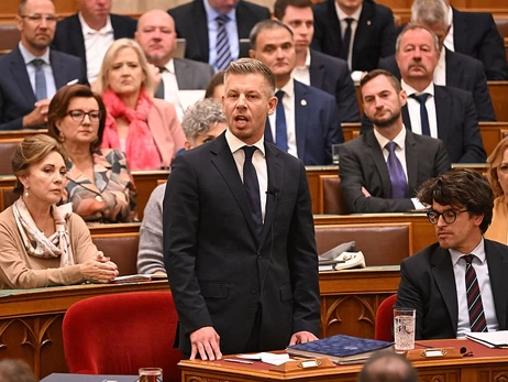 Парламент Угорщини позбавив недоторканності прем'єра Мадяра через “крадіжку” телефону у 2024 році