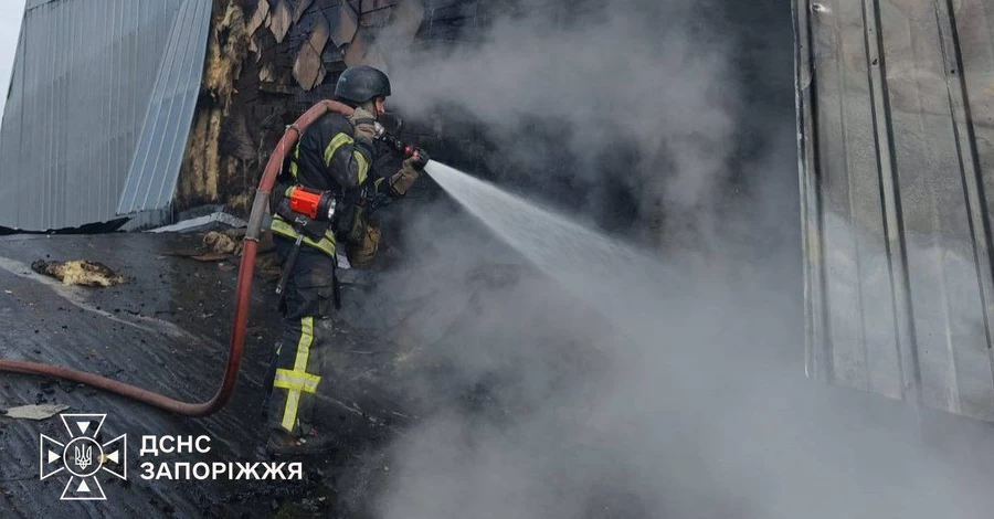 Россия ударила по предприятию Укрзалізниці в Запорожье - более 10 раненых, трое из них тяжело