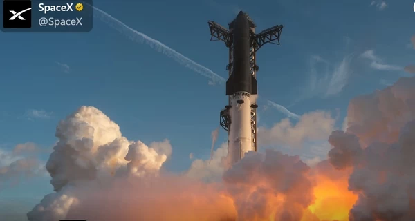 Starship Илона Маска впервые вышел на орбиту: что дальше — испытание Мехазиллы и Луна
