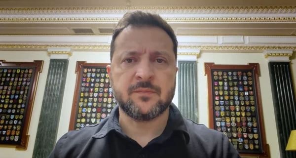Россия ударила по жилому дому и школе в Сумах - Зеленский рассказал о последствиях атаки