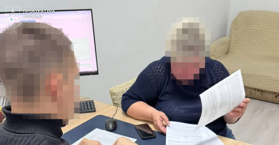 В Стрые помощница воспитателя избила 2-летнюю девочку в детсаду - ей сообщили о подозрении