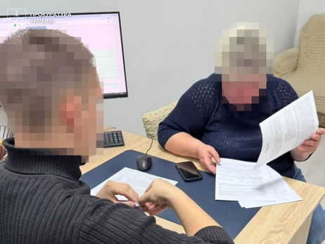 В Стрые помощница воспитателя избила 2-летнюю девочку в детсаду - ей сообщили о подозрении