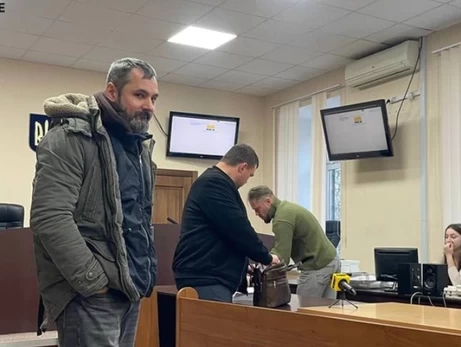 Подозреваемый в домогательствах экс-директор Молодого театра Белоус вышел из СИЗО