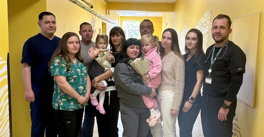 У Львові провели одночасну трансплантацію нирок двом маленьким дівчаткам від одного донора
