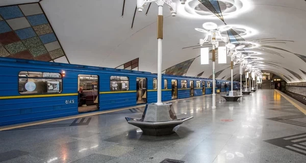 В Киеве опять остановилось метро после российских обстрелов