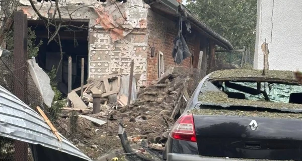 Из-за падения БпЛА возле Львова повреждены несколько частных домов, есть пострадавшие