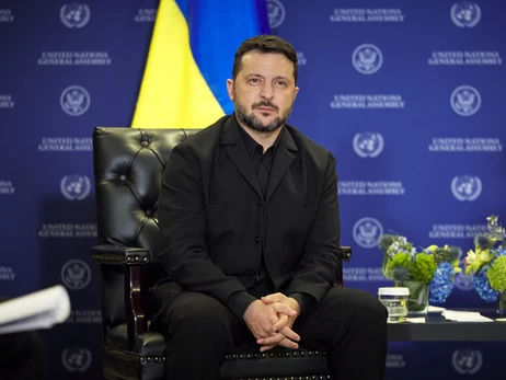 С нас хватит: Зеленский заявил, что Украина снова будет бить по российским НПЗ