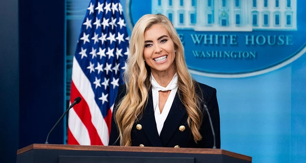 После провального дебюта новому пресс-секретарю Трампа Кэти Захарии дали еще один шанс