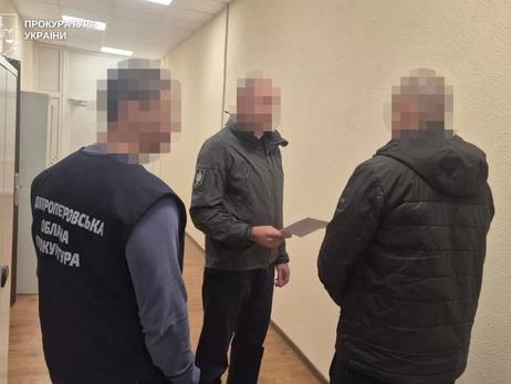 В Днепропетровской области троих полицейских подозревают в нападении и пытках мужчины