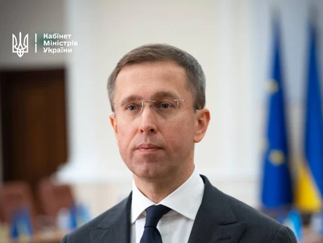 Корецкий заявил о масштабных злоупотреблениях системой 100-процентного бронирования работников
